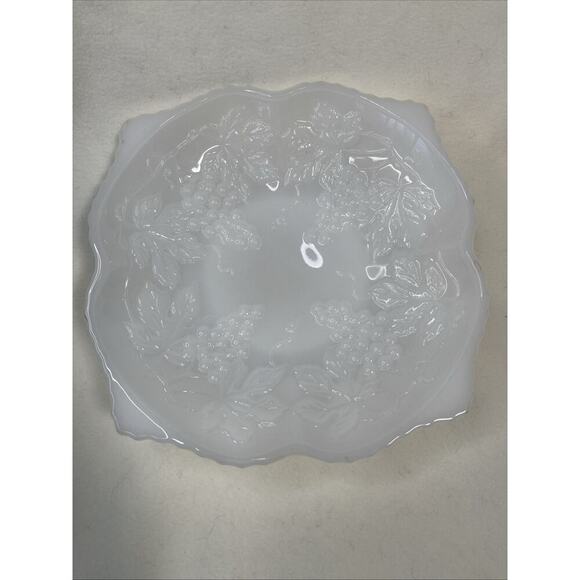 Vintage Anchor Hocking Milk Glass Bowl Pedestal Grape & Vine Pattern 10” - Picture 1 of 7